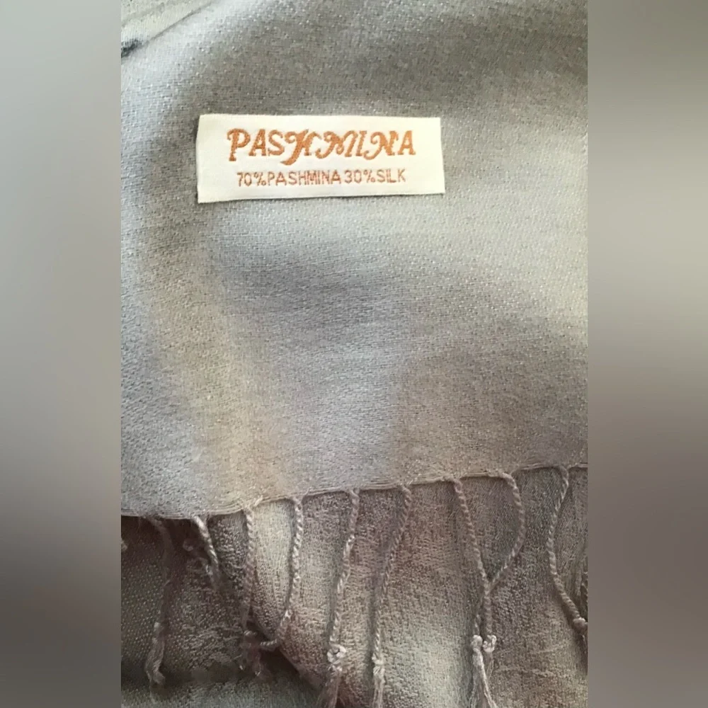 Pashmina wrap - Picture 5 of 5
